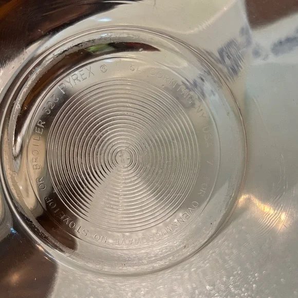 Pyrex Colonial Mist 323 - Picture 3 of 3